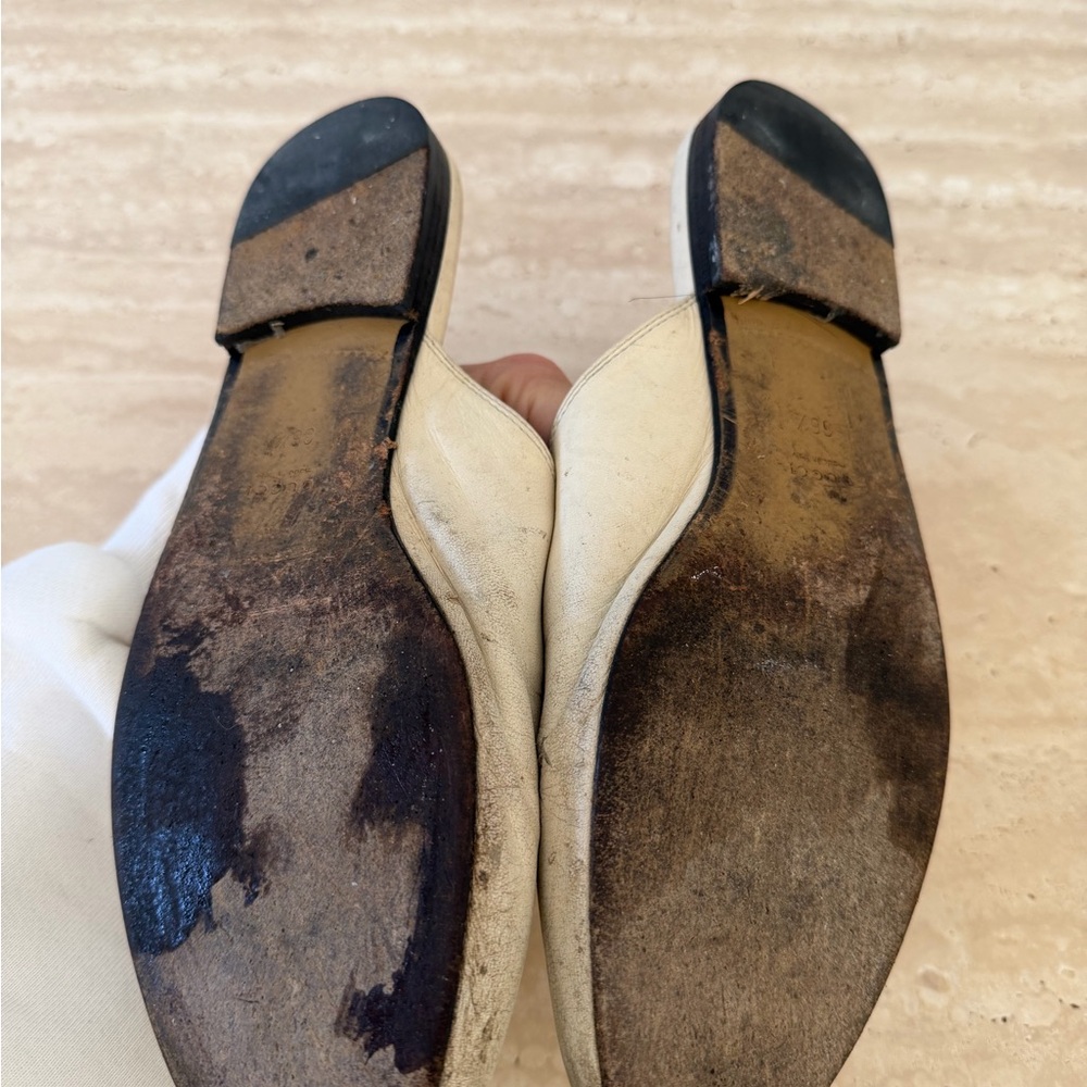 Classic GUCCI horsebit slides - Cream & Gold Buckle - Picture 6 of 7